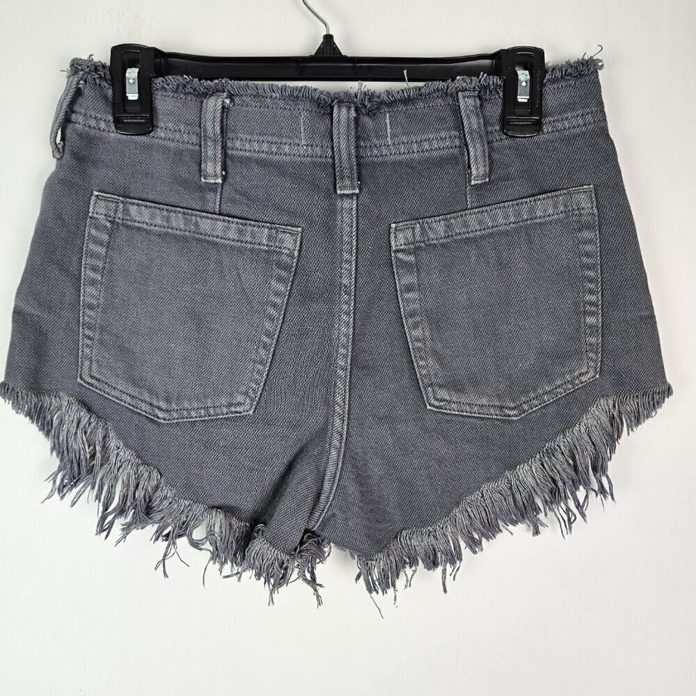 Free People | We The Free Becket Gray Denim Slouchy Cutoff Short 26 OB1136900 - Picture 6 of 10